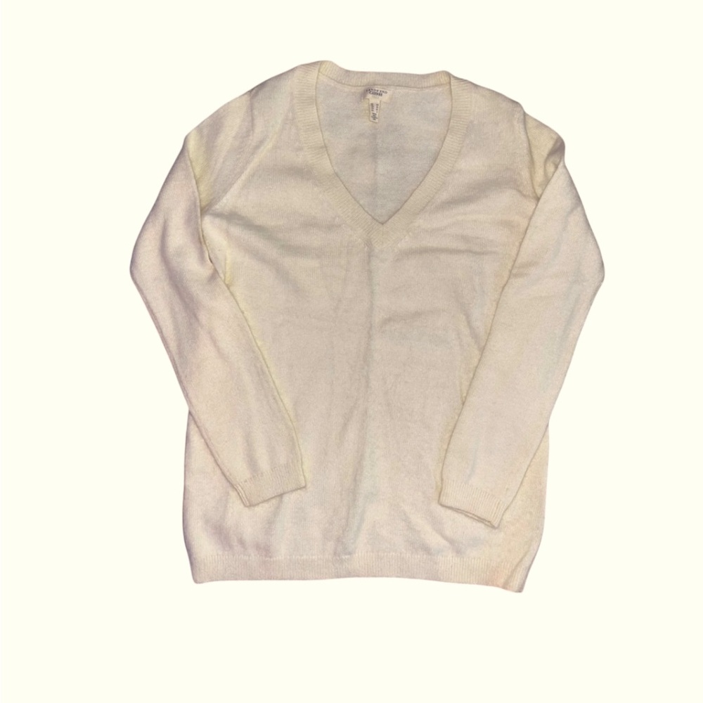 Land’s End Canvas Angora Rabbit Hair Blend V-Neck Sweater Cream Color Size XS